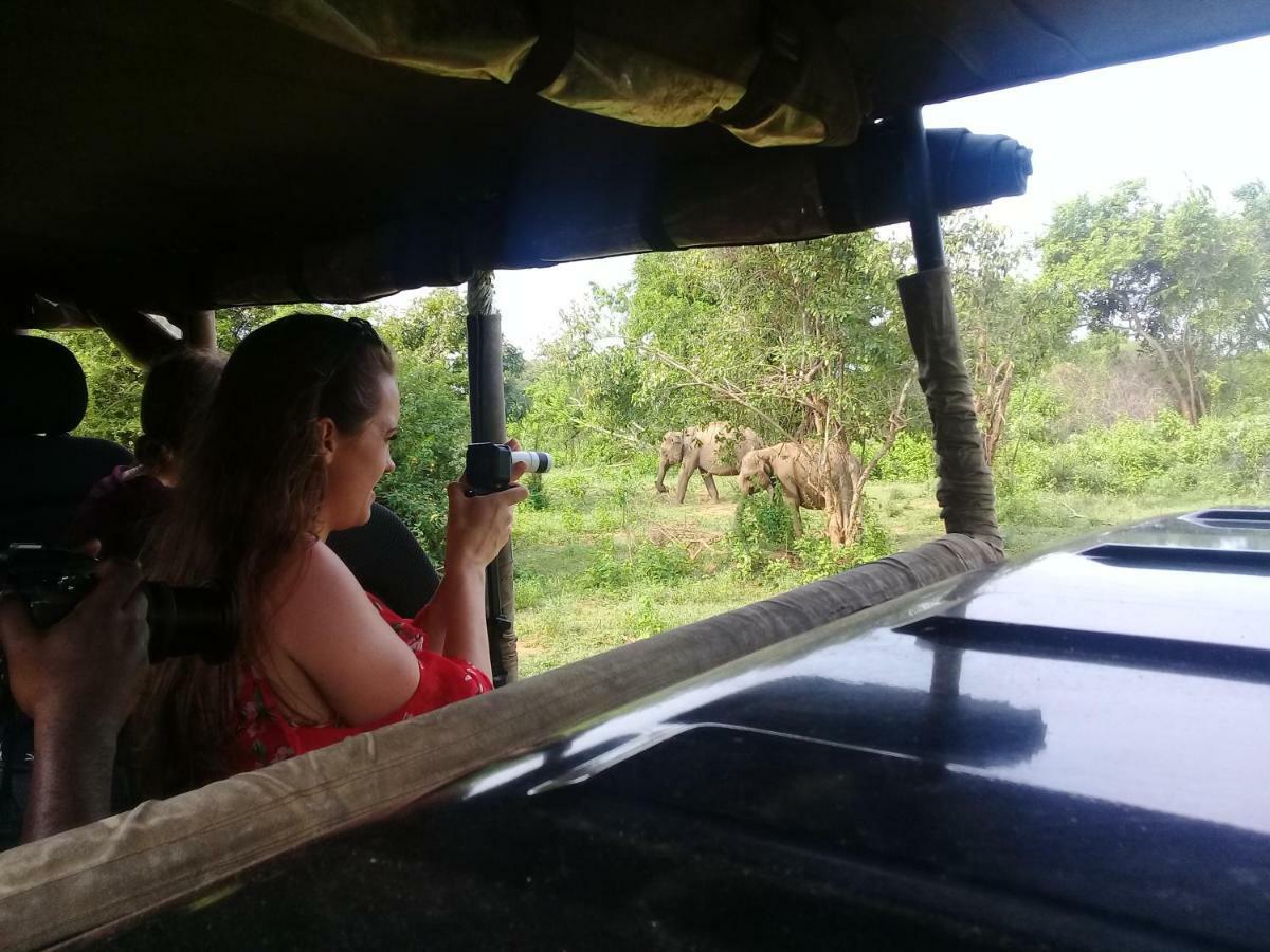 Tusker'S Paradise Safari Villa อุดาวาลาเว ภายนอก รูปภาพ