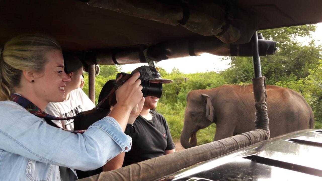 Tusker'S Paradise Safari Villa อุดาวาลาเว ภายนอก รูปภาพ
